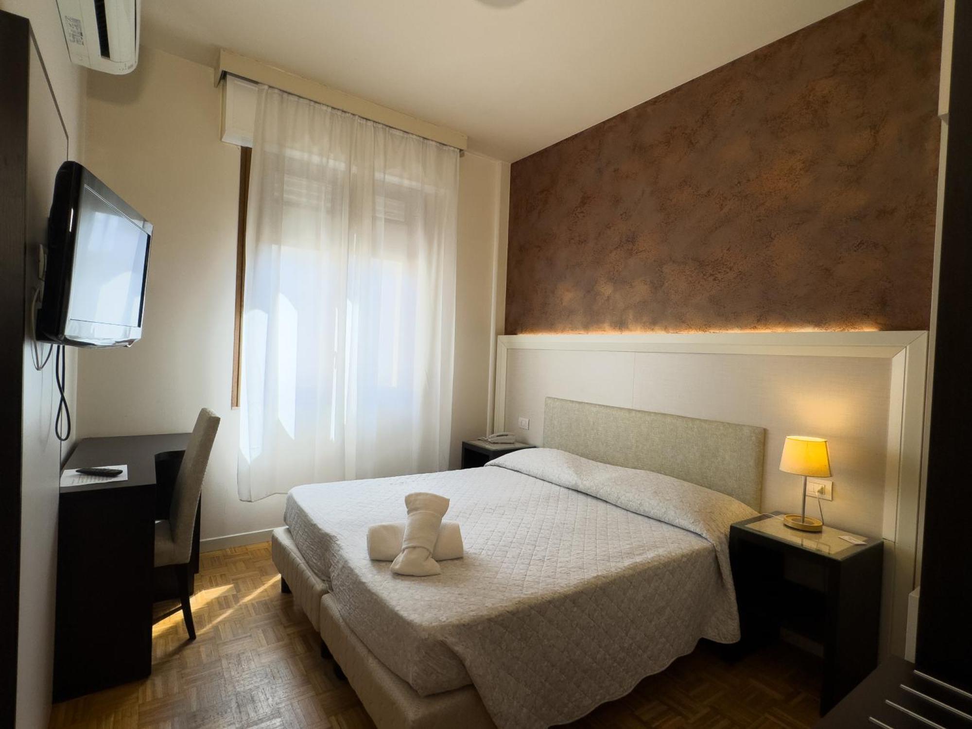 Hotel Astoria Fidenza Eksteriør bilde