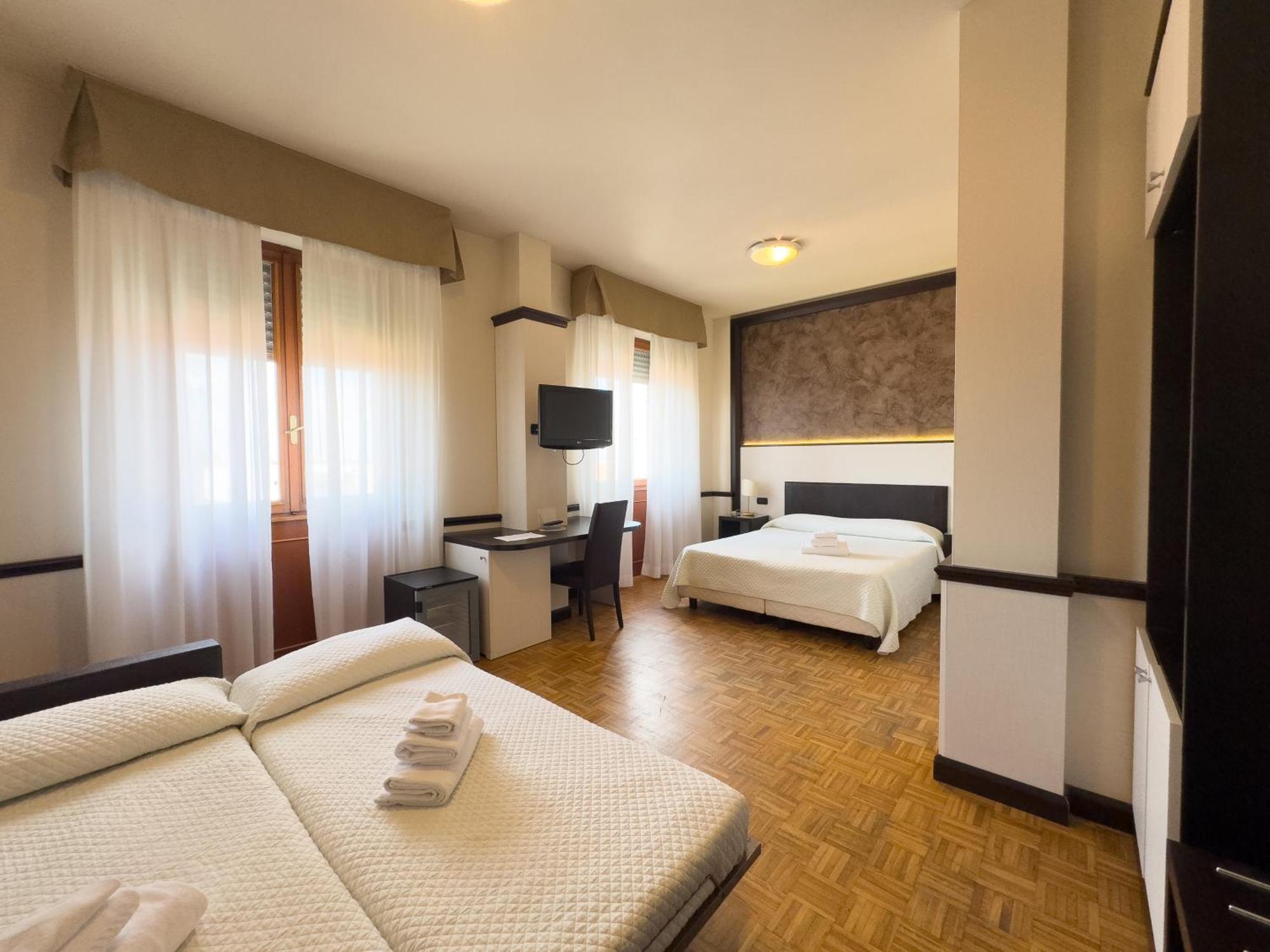 Hotel Astoria Fidenza Eksteriør bilde