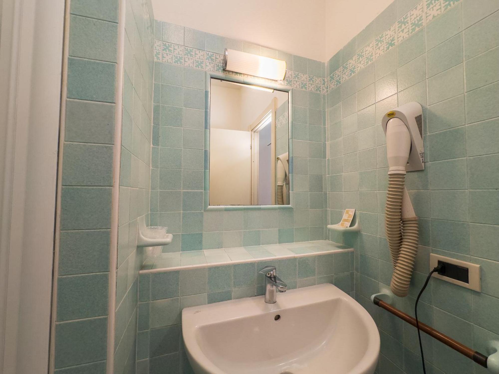 Hotel Astoria Fidenza Eksteriør bilde