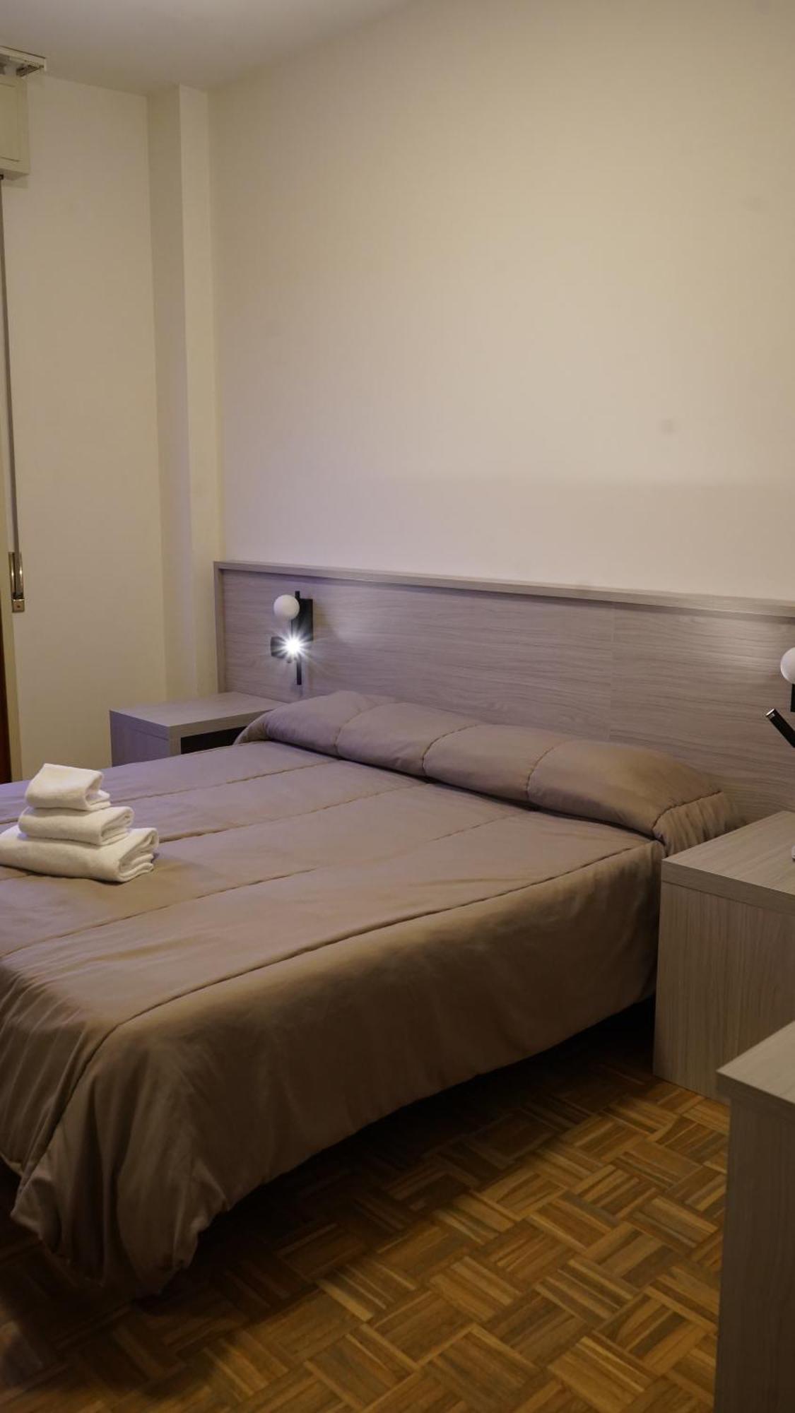 Hotel Astoria Fidenza Eksteriør bilde