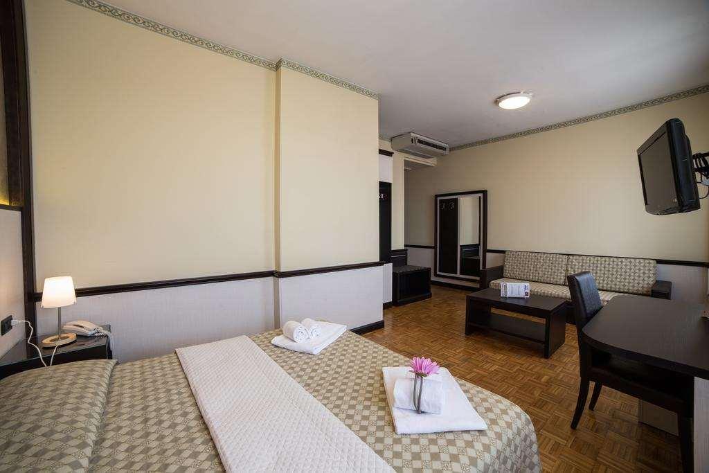 Hotel Astoria Fidenza Rom bilde